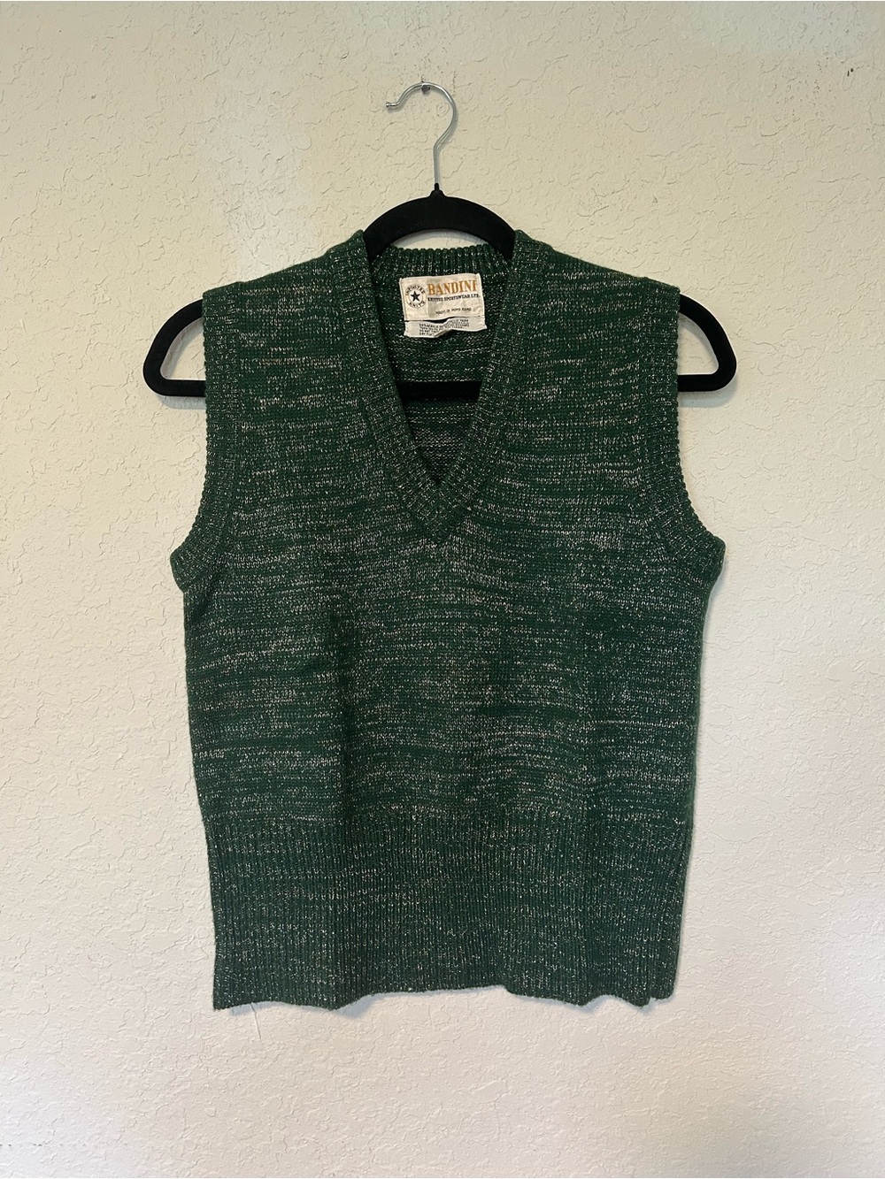 Vintage Bandini Green Knit Sweater Vest, V-Neck Sleeveless Metallic Speckled M - Picture 2 of 6